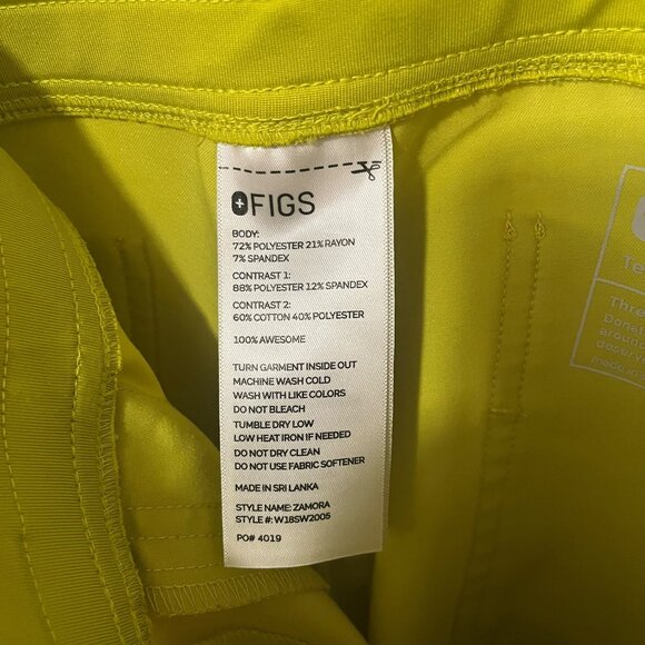 Figs Scrub Set Limeade Catarina Top & Zamora Pants Size Large - Picture 3 of 7